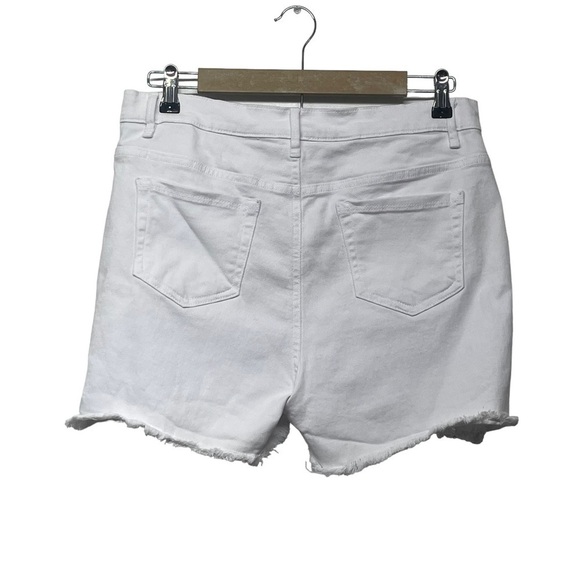 Venus White Distressed Denim Shorts Size 12 - Picture 2 of 6